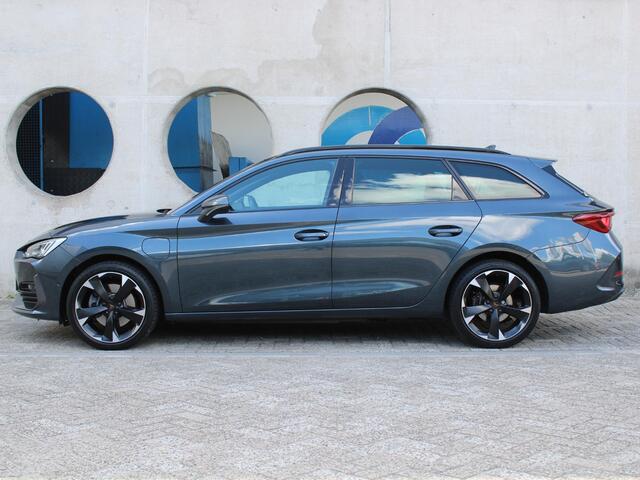 Cupra Leon Sportstourer 1.4 e-Hybrid VZ Performance | PANORAMISCH SCHUIFDAK | APPLE CARPLAY / ANDROID AUTO |