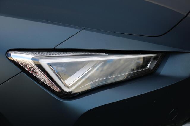 Cupra Leon Sportstourer 1.4 e-Hybrid VZ Copper Edition 245PK, STUUR/STOELVERWARMING
