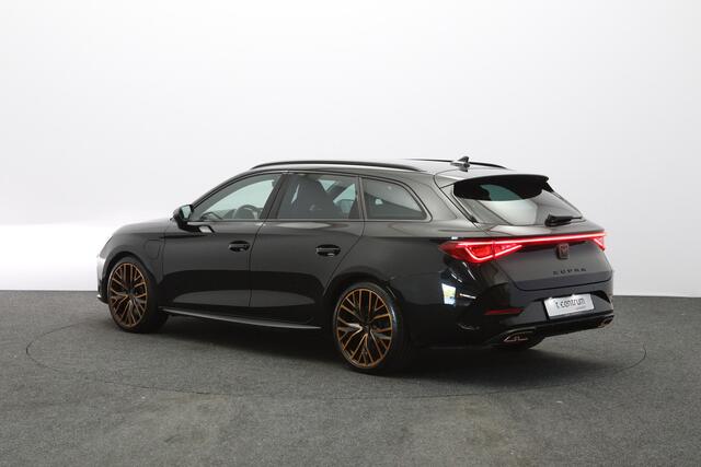 Cupra Leon Sportstourer 1.4 e-Hybrid VZ 245 PK Copper Edition PHEV, Memory, Stuur-Startknop, Winterpakket, Carplay, Camera