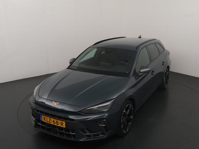 Cupra Leon Sportstourer 1.5 TSI e-Hybrid PHEV 204pk Business | Stoel & stuurwiel verwarming | Adapt. Cruise | Camera | Elek. a. Klep | 1/2 leer | Fabrieksgarantie t/m 05-2029 |