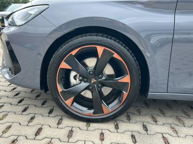 Cupra Leon Sportstourer 2.0 TDI DSG PANO-DAK/TREKHAAK/LEDER/CAMERA/ELEK-KLEP/ACC/MEM/STOELVERW