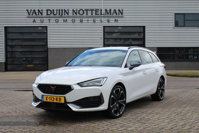 Cupra Leon Sportstourer 1.4 e-Hybrid VZ Adrenaline / Carplay / Sportstoelen