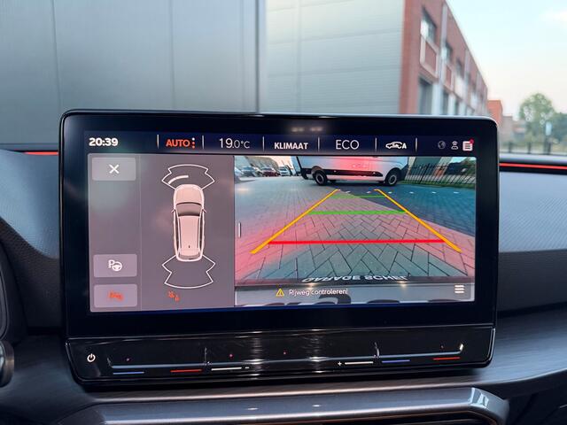 Cupra Leon Sportstourer 1.4 e-Hybrid Business - ACC - Camera - Sfeerverlichting - Stoel-stuurverwarming - Rijklaar