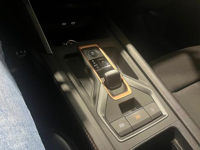 Cupra Leon Sportstourer 1.5 TSI e-Hybrid Business Carplay Camera 204 PK