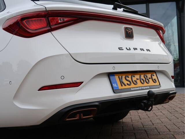 Cupra Leon Sportstourer 1.4 e-Hybrid VZ Adrenaline | Camera | Trekhaak | Park-Assist | DCC | Stoel-Stuurverwarm. |