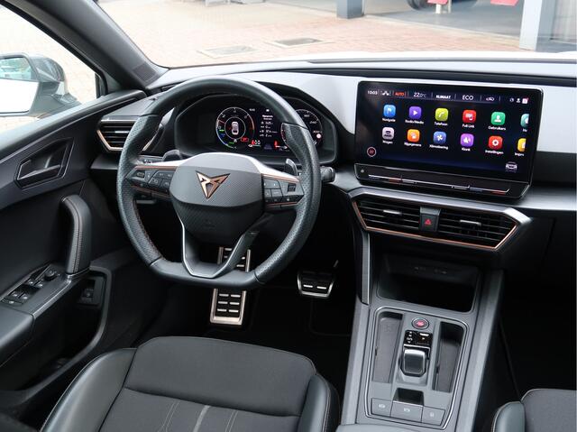 Cupra Leon Sportstourer 1.4 e-Hybrid VZ Adrenaline | Camera | Trekhaak | Park-Assist | DCC | Stoel-Stuurverwarm. |