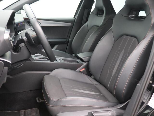 Cupra Leon Sportstourer 1.4 e-Hybrid VZ Performance 245PK DSG SOH 94,13%, Panoramadak, Keyless, 19", Side Assist, Stoel-Stuurverwarming, Achteruitrijcamera, Navi