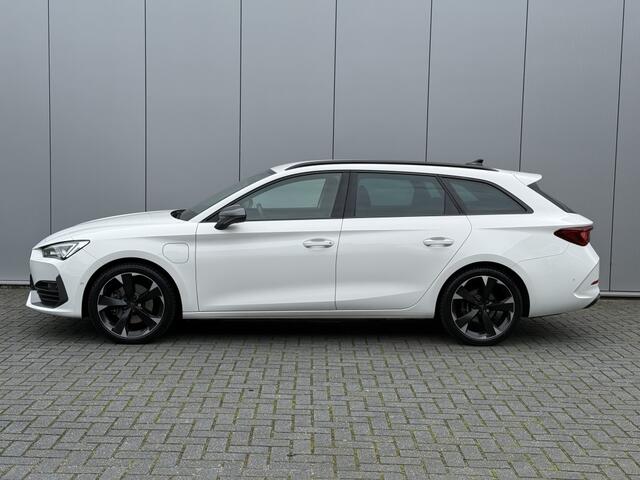 Cupra Leon Sportstourer 1.4 e-Hybrid business Camera TREKHAAK stuurwielverw.