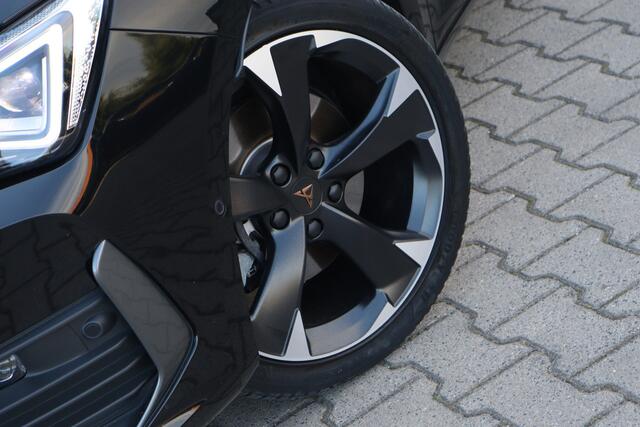 Cupra Leon Sportstourer 1.4 e-Hybrid Business | ACC | Camera | Sfeerverlichting |