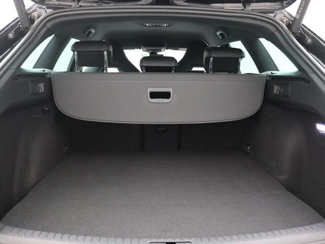 Cupra Leon Sportstourer 1.4 e-Hybrid VZ Performance 245PK DSG Trekhaak, Side Assist, Keyless, 19" LM Velgen, Stoel-Stuurverwarming, Achteruitrijcamera, Elektr. Achterklep
