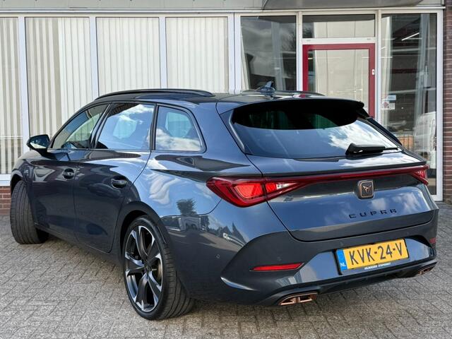 Cupra Leon Sportstourer 1.4 E-Hybrid VZ Business I Stoel/stuurverwarming I Carplay I Camera I Elektrische achterklep I