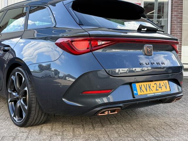 Cupra Leon Sportstourer 1.4 E-Hybrid VZ Business I Stoel/stuurverwarming I Carplay I Camera I Elektrische achterklep I