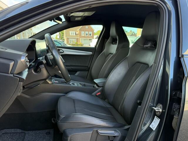 Cupra Leon Sportstourer 1.4 E-Hybrid VZ Business I Stoel/stuurverwarming I Carplay I Camera I Elektrische achterklep I