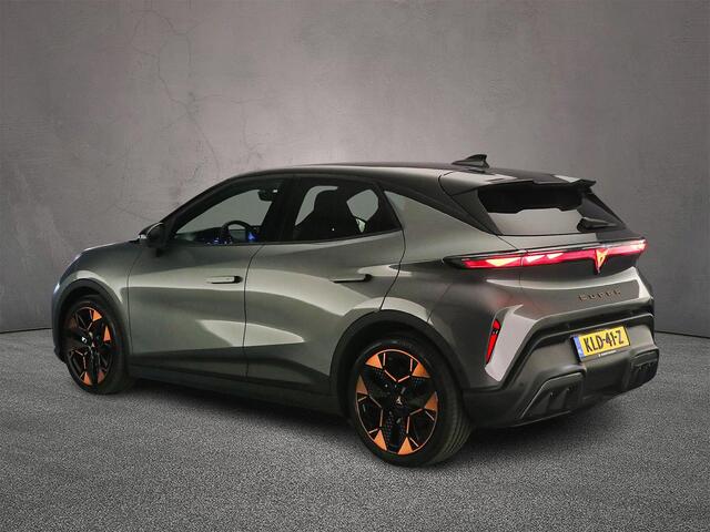 Cupra Raval Performance First Edition 211pk Automaat Adaptive cruise control, LED matrix koplampen, 360 camera, Achteruitrijcamera, Sennheiser audio, Stuurwiel verwarmd