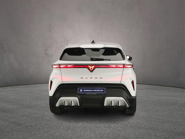 Cupra Raval Business First Edition 211pk Automaat Adaptive cruise control, Achteruitrijcamera, Stuurwiel verwarmd, LED koplampen, App connect, Stoelverwarming, Parkeersensoren