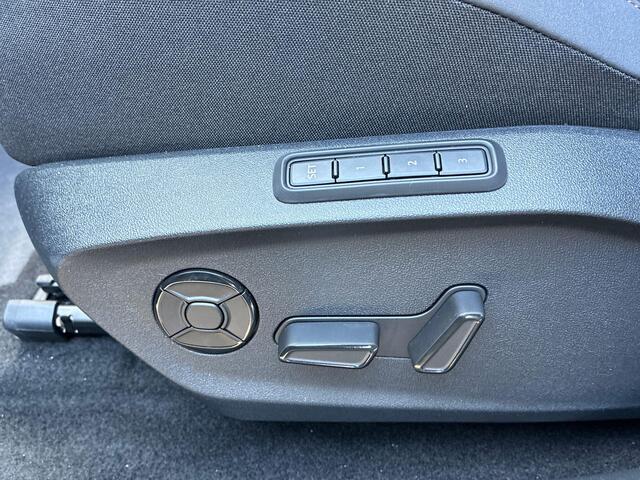 Cupra Raval Performance First Edition 56 kWh 211PK l Sennheiser Audio l Top View Camera l 19" Copper velgen