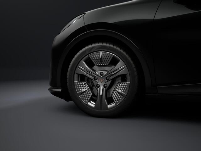 Cupra Raval Business First Edition 56 kWh 211 PK l 18" Devier l Achteruitrijcamera l Stoel en Stuurverwarming