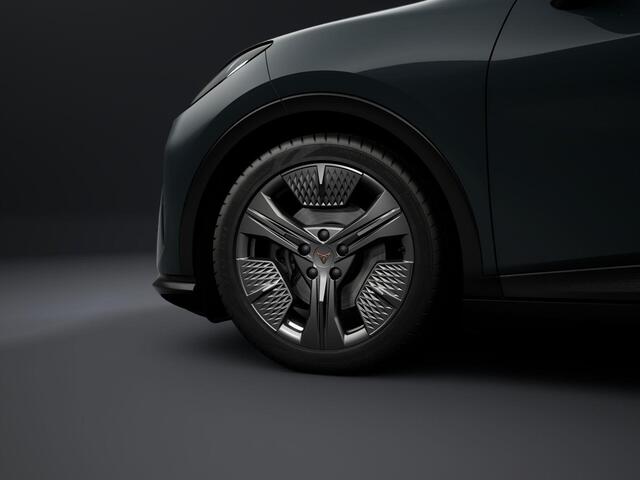 Cupra Raval Business First Edition 56 kWh 211 PK l 18" Devier l Achteruitrijcamera l Stoel en Stuurverwarming
