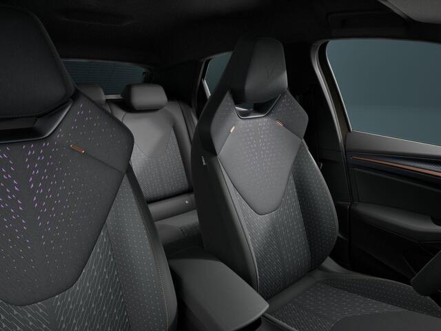 Cupra Raval Performance 56 kWh 211PK | 360 Camera | Elektrisch Verstelbare Stoelen | Verwarmbaar Stuurwiel & stoelen | Adaptieve Cruise Control | Keyless Entry | 19 Inch LM |