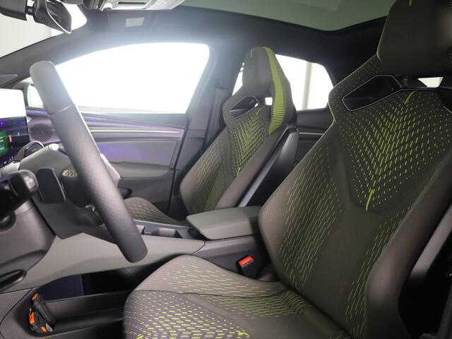 Cupra Raval VZ Rebel 56 kWh 225pk | Elek. stoel | Travel Assist