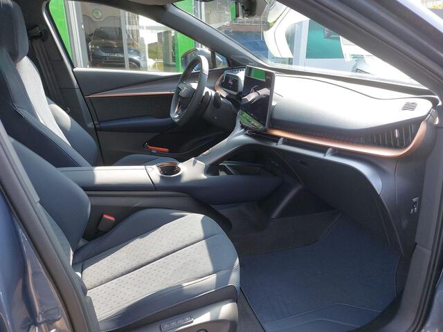 Cupra Tavascan Adrenaline 82 kWh 286PK l Panoramadak l Sennheiser Audio l 21" Katla Copper