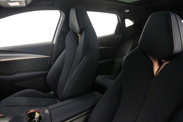 Cupra Tavascan VZ Adrenaline 340pk Automaat Warmtepomp, Panoramadak, Adaptive cruise control, 360 camera, Achteruitrijcamera, Elektrische achterklep