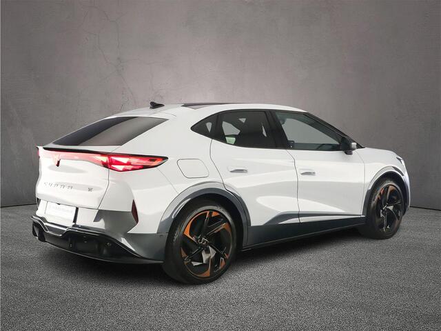 Cupra Tavascan VZ Adrenaline 340pk Automaat Warmtepomp, Panoramadak, Adaptive cruise control, 360 camera, Achteruitrijcamera, Elektrische achterklep