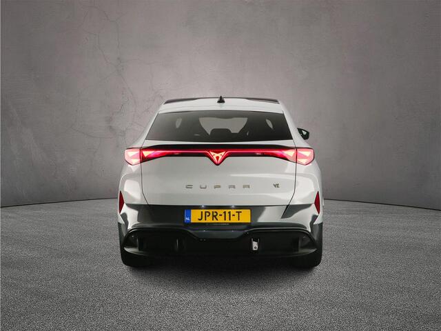 Cupra Tavascan VZ Extreme 340pk Automaat Adaptive cruise control, Panoramadak, 360 camera, Elektrische achterklep, Achteruitrijcamera, LED matrix koplampen, Stuurwiel verwarmd