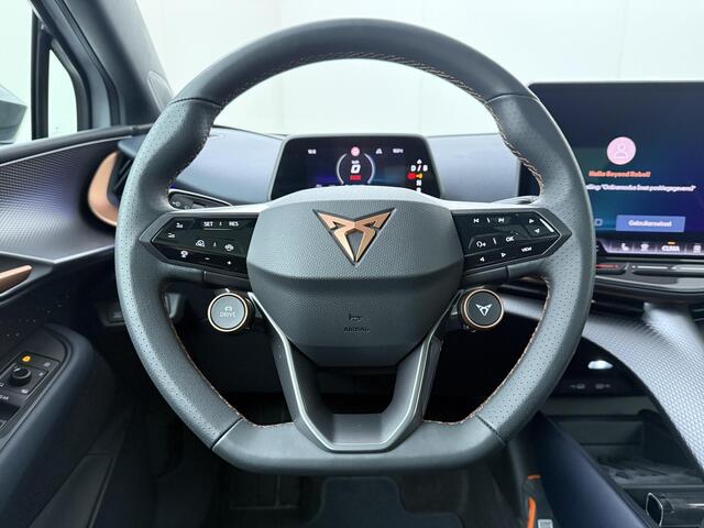 Cupra Tavascan Adrenaline 82 kWh Panoramadak, Head up display, Winterpack, 21 inch Katla Copper velgen