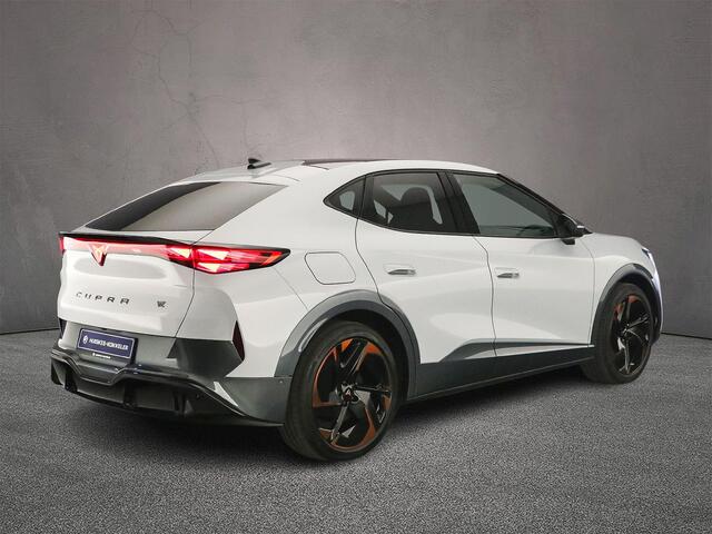 Cupra Tavascan VZ Adrenaline 340pk Automaat Warmtepomp, Adaptive cruise control, 360 camera, Sennheiser audio, Panoramadak, Elektrische achterklep, Achteruitrijcamera