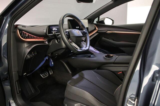 Cupra Tavascan Business 286pk Automaat Warmtepomp, Adaptive cruise control, Elektrische achterklep, Achteruitrijcamera, LED koplampen, Stoelverwarming
