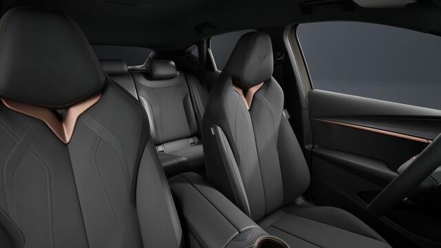 Cupra Tavascan 58kWh Elektromotor 190 1AT Business | Achteruitrijcamera | Digitaal instrumentenpaneel (Virtual Cockpit) | Draadloze Apple CarPlay(TM), Android Auto(TM)