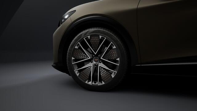 Cupra Tavascan 77kWh Elektromotor 340 1AT VZ Extreme | CUP-kuipstoelen vóór, Nappa leder Enceladus Grey | Digitaal instrumentenpaneel (Virtual Cockpit) | Draadloze Apple CarPlay(TM), Android Auto(TM)