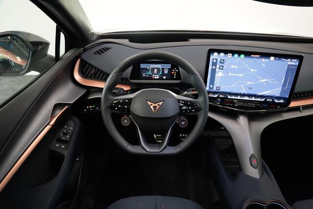 Cupra Tavascan Adrenaline 82 kWh ACC DCC PDC 360 Camera Panoramadak Sennheiser Audio