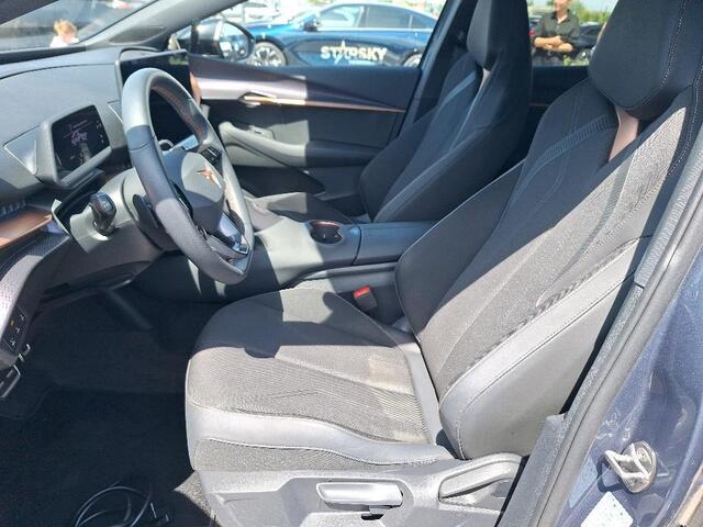 Cupra Tavascan Business 82 kWh 286pk / Navigatie / Camera / Full Link / Wordt verwacht