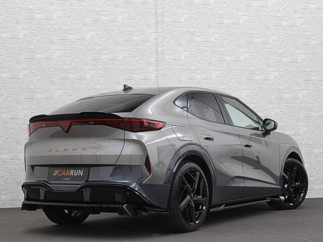 Cupra Tavascan 77 kWh Aero-pack | Nieuw! | Winter-Pack | Warmtepomp | Verlengde Fabrieksgarantie | 7x Op Voorraad | Adaptive Cruise Control | 3-Zone Clima | Verwarmde Voorruit | Keyless-Entry | Sfeerverlichting | Stoelverwarming | Carplay | Stuurverwarming | Getint Glas