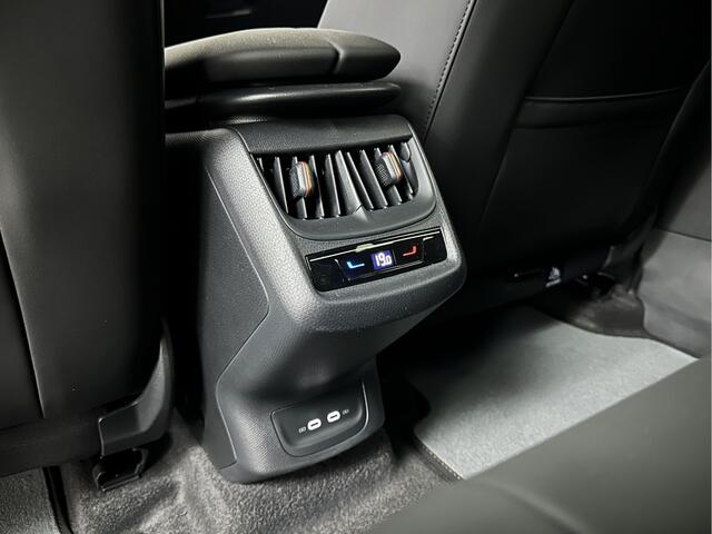 Cupra Tavascan 77 kWh Aero-pack | Nieuw! | Winter-Pack | Warmtepomp | Verlengde Fabrieksgarantie | 7x Op Voorraad | Adaptive Cruise Control | 3-Zone Clima | Verwarmde Voorruit | Keyless-Entry | Sfeerverlichting | Stoelverwarming | Carplay | Stuurverwarming | Getint Glas