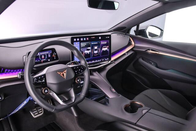 Cupra Tavascan Essential 82 kWh 286pk Automaat Warmtepomp, Adaptive cruise control, Achteruitrijcamera, Navigatie, LED koplampen, Elektrische achterklep, Stoelverwarming