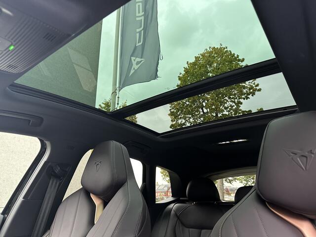 Cupra Terramar 1.5 TSI e-Hybrid VZ Performance / Panoramadak / Matrix-LED / Panoramadak / Sennheiser
