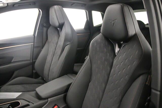 Cupra Terramar VZ Performance 1.5 TSI e-Hybrid 272pk DSG Automaat Trekhaak, Panoramadak, Adaptive cruise control, 360 camera, Elektrische achterklep, Achteruitrijcamera, Sennheiser audio, Navigatie