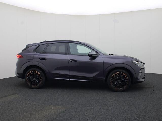 Cupra Terramar 1.5TSIe-Hybrid 200kW/272PK VZ DSG · Leder · Navigatie · Parkeersensoren + rondom zichtcamera · Garantie tot 2030 of 150000km