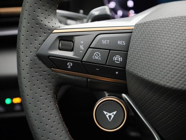 Cupra Terramar 1.5TSIe-Hybrid 200kW/272PK VZ DSG · Leder · Navigatie · Parkeersensoren + rondom zichtcamera · Garantie tot 2030 of 150000km