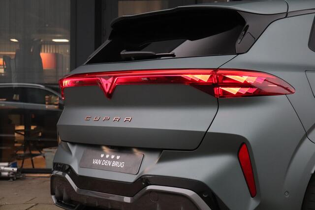 Cupra Terramar 1.5 TSI 272pk e-Hybrid VZ America's CUP | Panoramadak | SennHeiser Audio | Elektrisch verstelbare Voorstoelen |