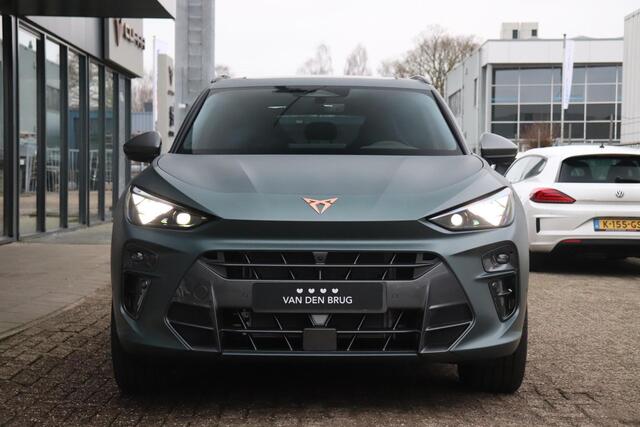Cupra Terramar 1.5 TSI 272pk e-Hybrid VZ America's CUP | Panoramadak | SennHeiser Audio | Elektrisch verstelbare Voorstoelen |