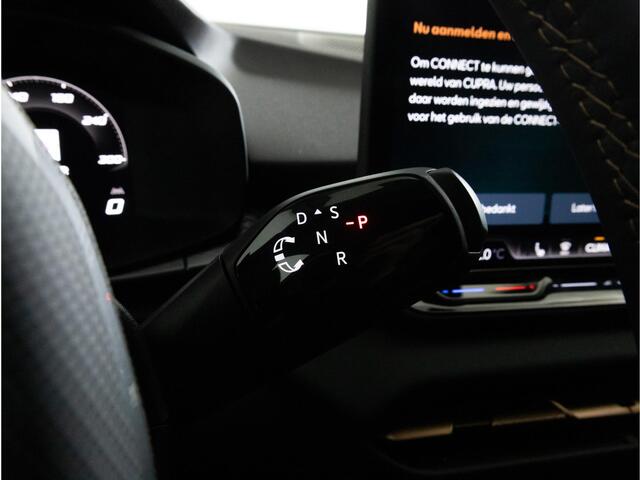 Cupra Terramar 1.5 TSI e-Hybrid VZ Performance | Panoramisch dak | Lederen bekleding | Matrix LED | Elektrisch bedienbare stoelen | 20 inch "hadron copper"