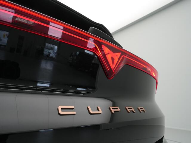 Cupra Terramar 1.5 TSI e-Hybrid Business 204pk 360 Camera 19" velgen Parkassist Leer/Alcantara Navigatie 230