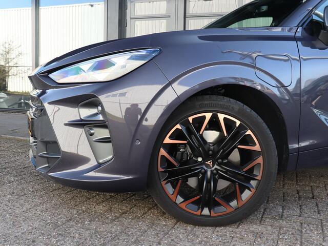 Cupra Terramar 1.5 TSI 272PK e-Hybrid VZ Performance | 2.000kg Trekgewicht! | Panoramadak | SennHeiser Audio | Elek. Voorstoelen | Adaptieve Cruise Control |