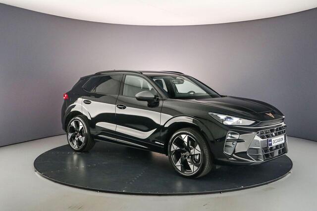 Cupra Terramar Business 1.5 TSI eHybrid 204pk DSG Automaat Trekhaak, Achteruitrijcamera, LED matrix koplampen, Adaptive cruise control, Stuurwiel verwarmd, Elektrische achterklep
