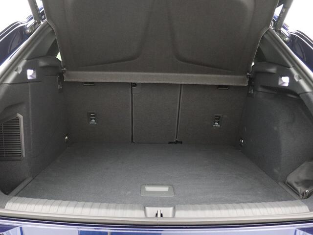 Cupra Terramar 1.5 TSI e-Hybrid VZ Performance 272PK DSG matrix led, Leder, trekhaak, Sennheiser audio, 360gr. camera, head-up display, alarm, schuif-kanteldak, winterpakket, adaptive cruise met travel assist, side assist, virtual pedal, keyless, 20" lichtmetaal