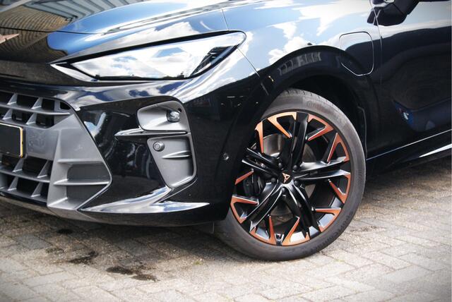 Cupra Terramar 1.5 TSI 272PK e-Hybrid VZ Performance Panoramdak/HUD/Memory/360camera/Sennheiser sound Aut